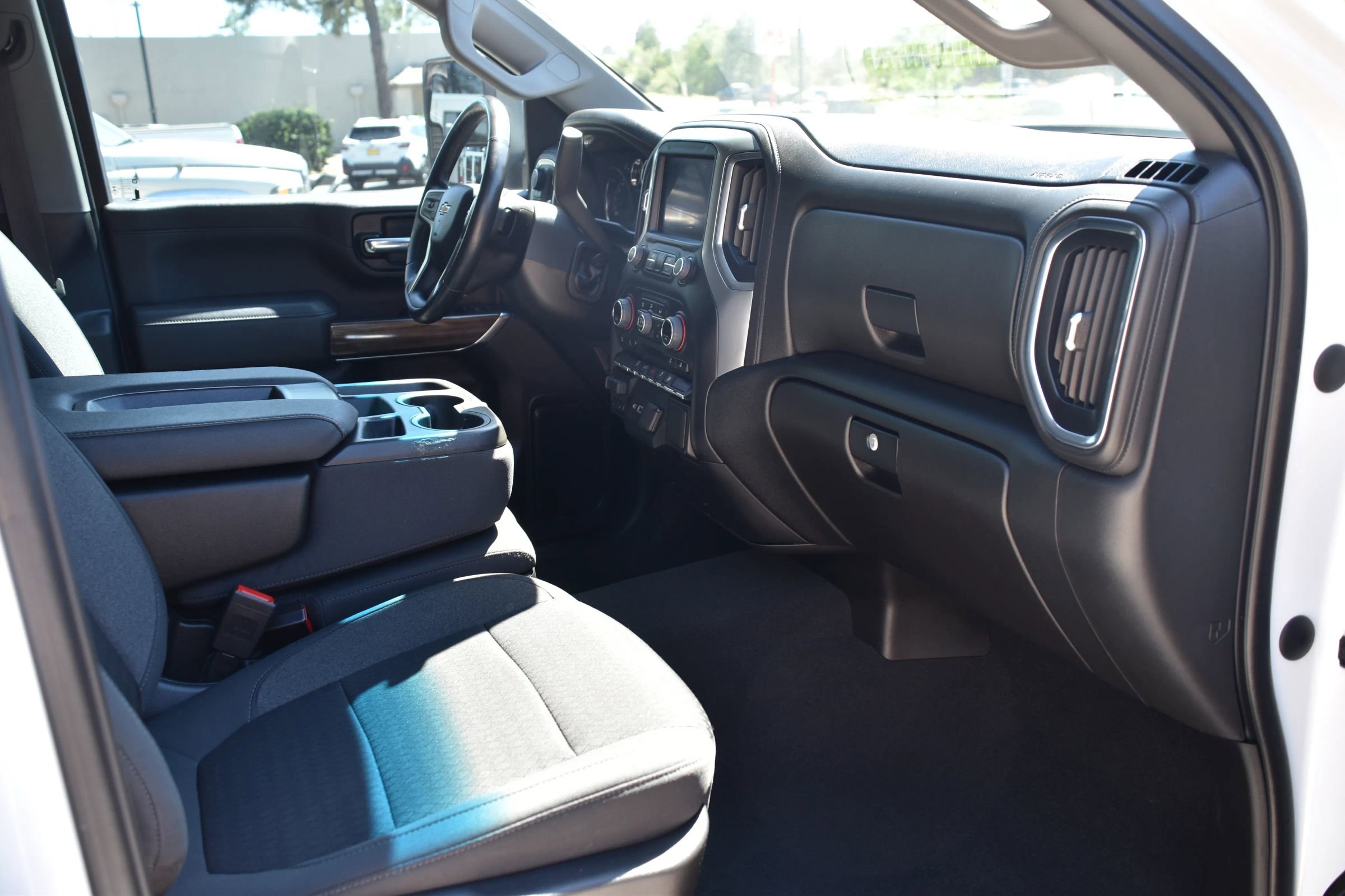 Used 2022 Chevrolet Silverado 3500 LT w/ Convenience Package image 23