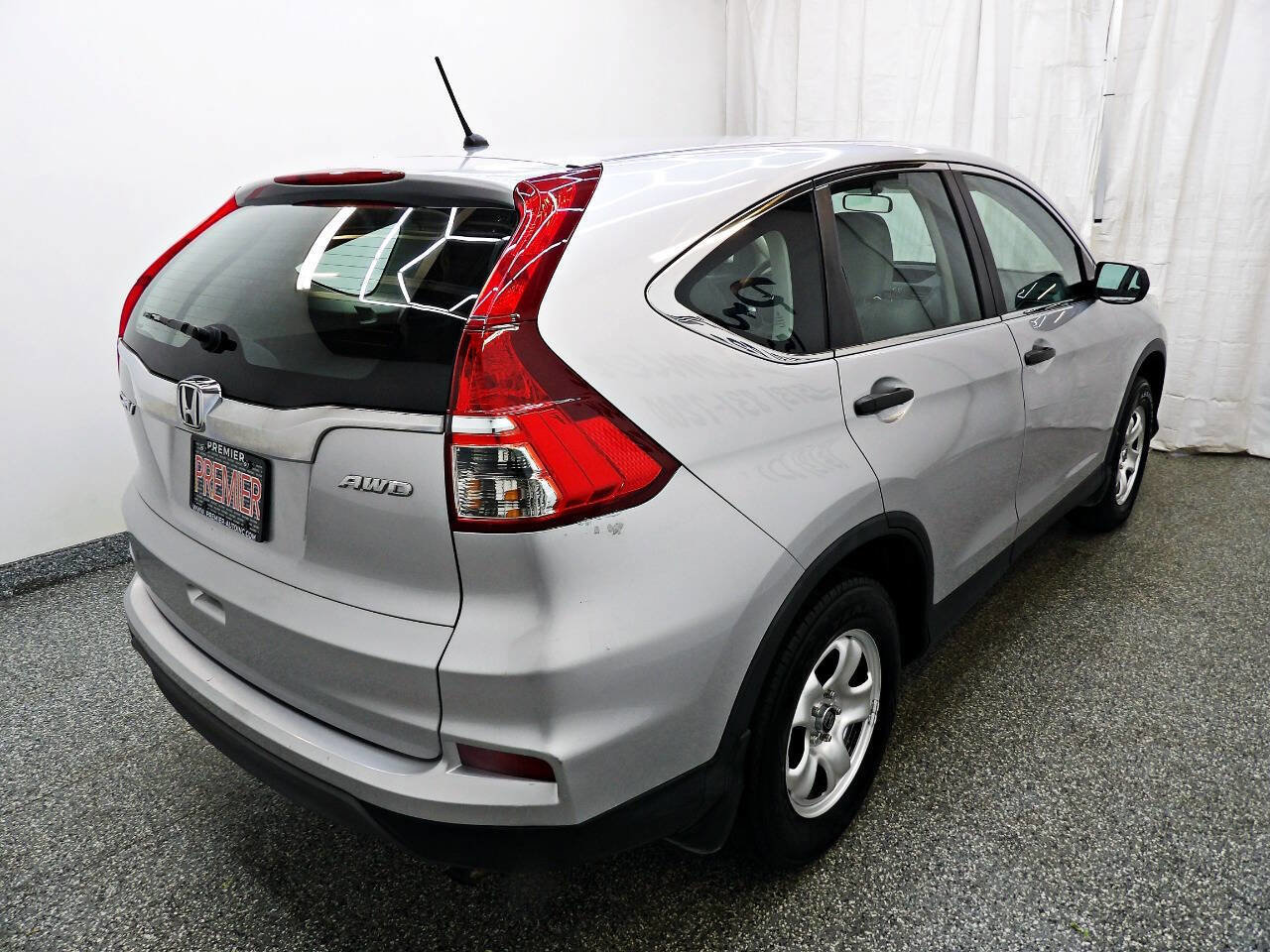 Used 2016 Honda CR-V LX image 6
