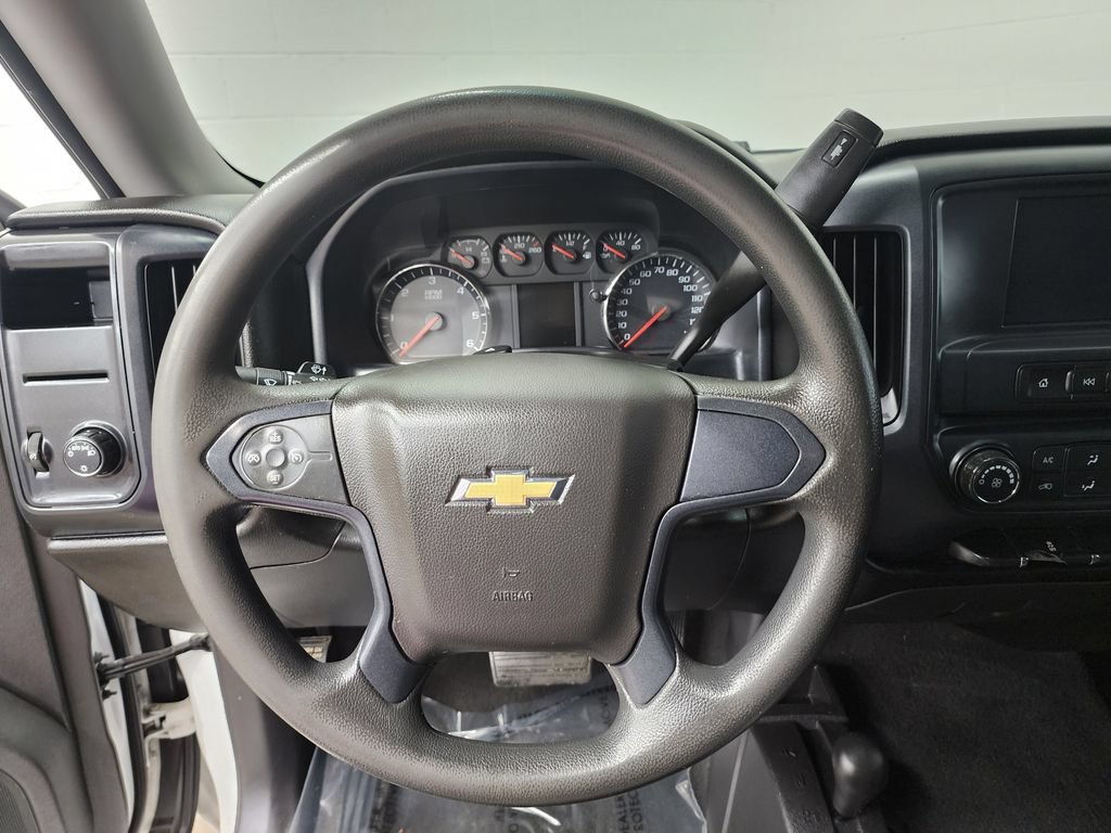 Used 2018 Chevrolet Silverado 1500 Custom w/ Custom Value Package AWD/4WD image 13