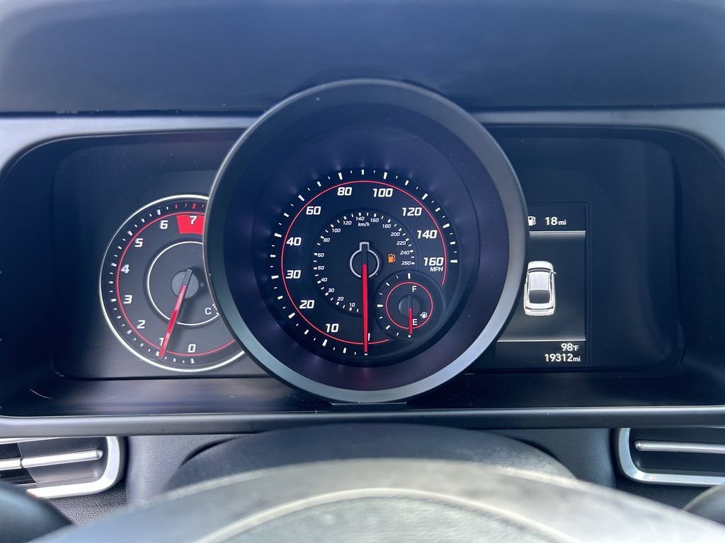 Certified 2023 Hyundai Elantra SEL FWD image 31