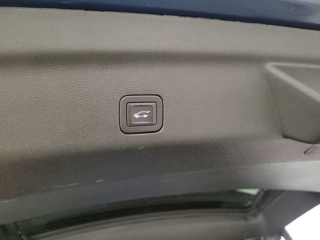 Certified 2025 Chevrolet Tahoe Premier image 22