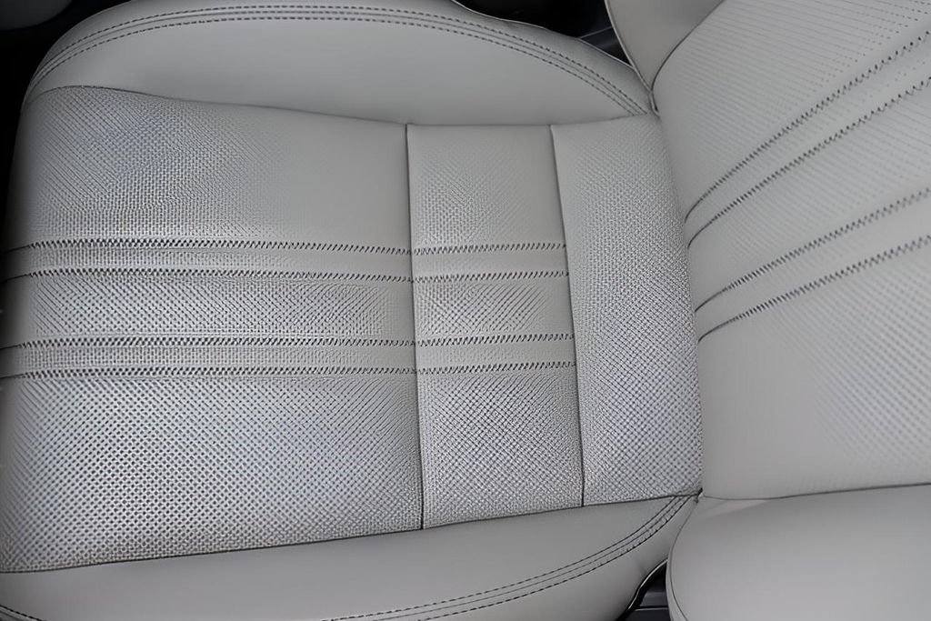 New 2027 Honda HR-V EX-L image 9