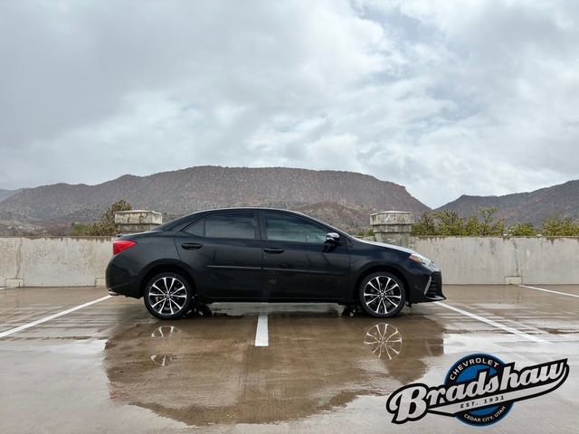 Used 2018 Toyota Corolla SE w/ Body Protection Package image 3