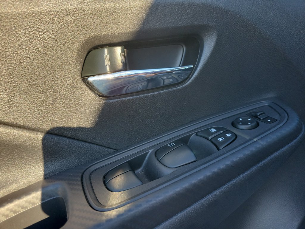 Used 2025 Nissan Versa SV w/ Trunk Package FWD image 13