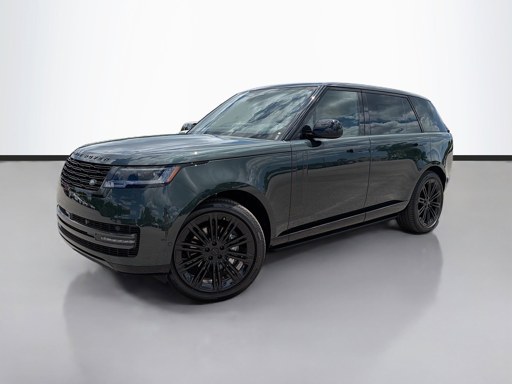 New 2026 Land Rover Range Rover Long Wheelbase SE AWD/4WD image 1