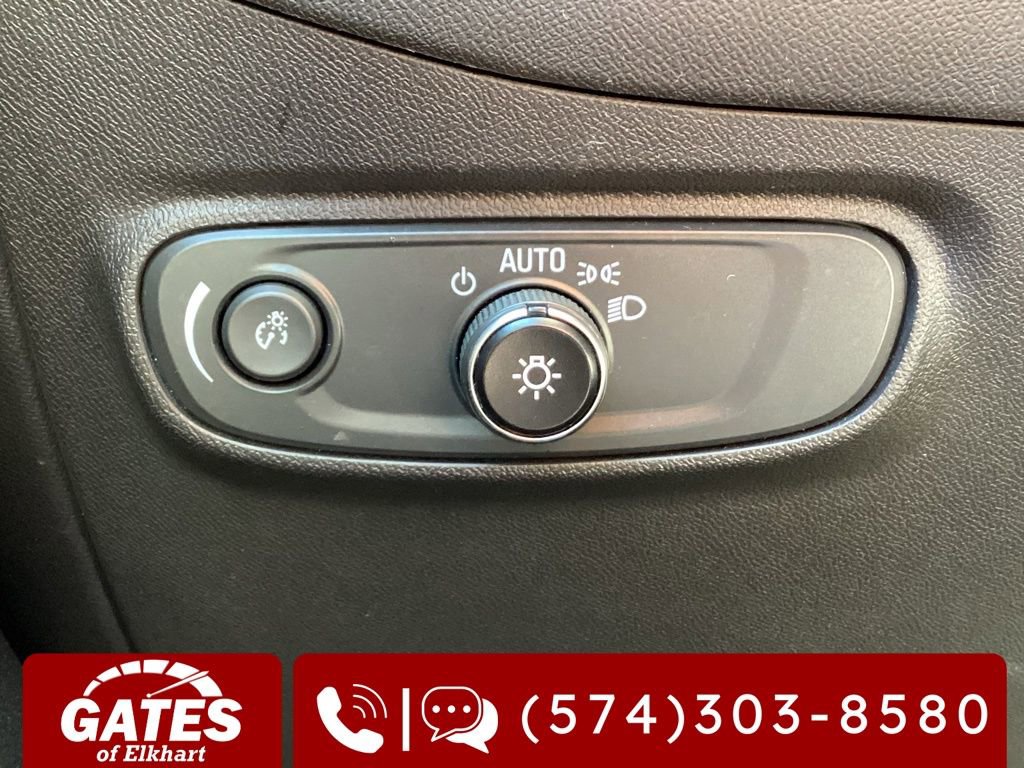 Used 2022 Chevrolet Equinox LT image 24