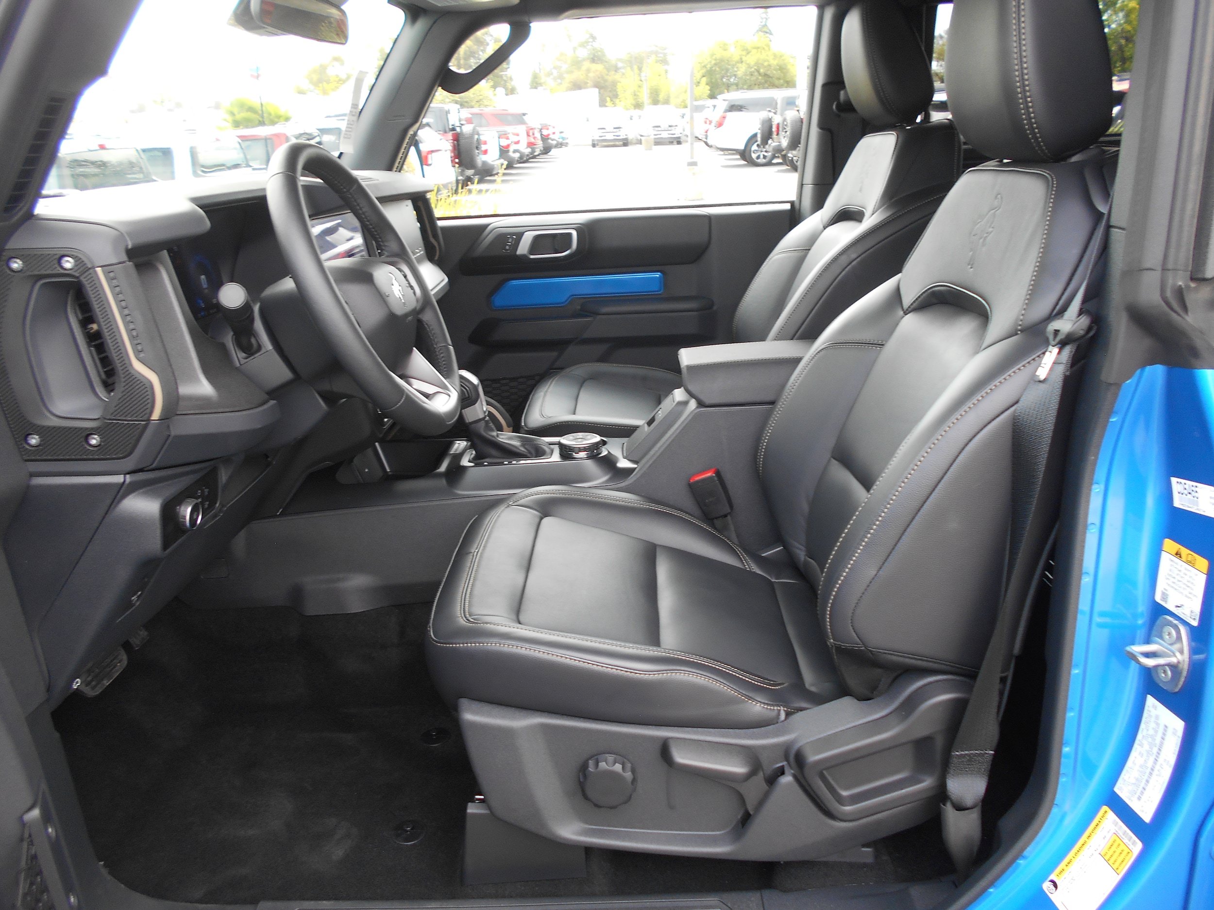 Used 2026 Ford Bronco Badlands AWD/4WD image 6