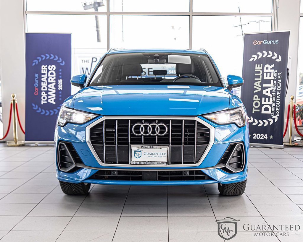 Used 2021 Audi Q3 2.0T Premium w/ Convenience Package AWD/4WD image 2