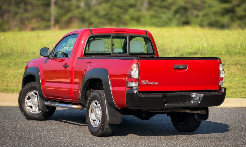 Used 2011 Toyota Tacoma 4x4 Regular Cab image 10
