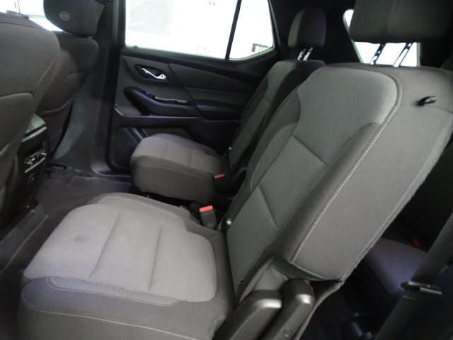 Used 2023 Chevrolet Traverse LT AWD/4WD image 4