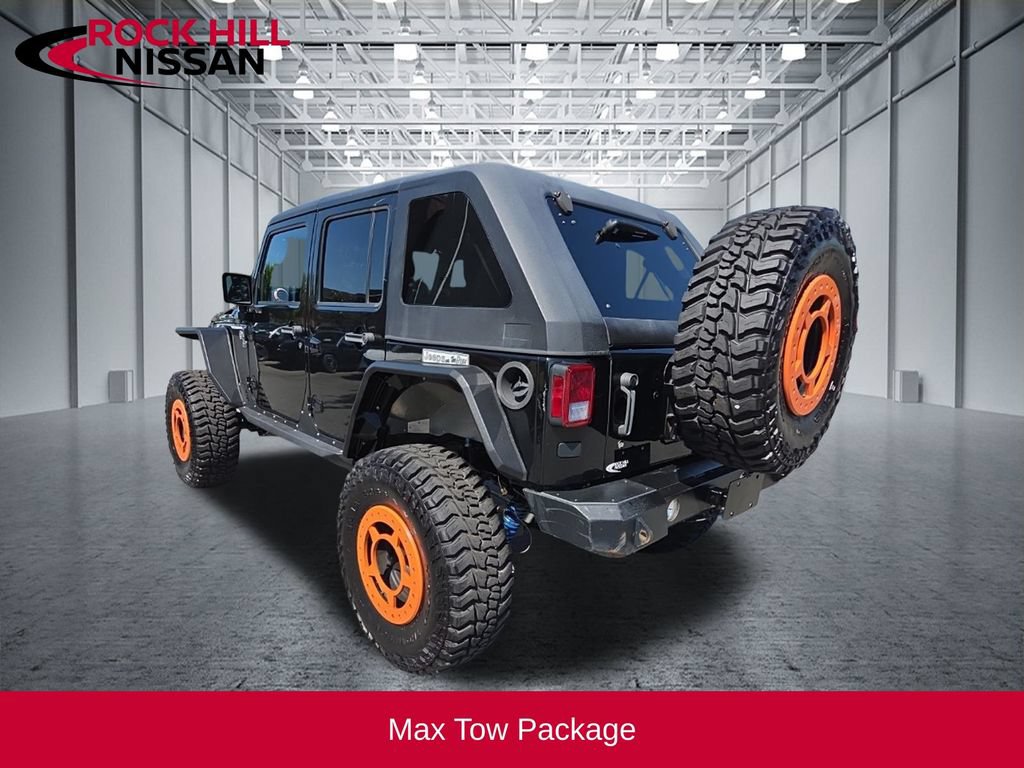 Used 2015 Jeep Wrangler Unlimited Rubicon w/ Connectivity Group AWD/4WD image 5