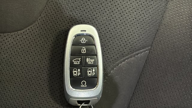 Used 2025 Hyundai Palisade Calligraphy AWD/4WD image 21