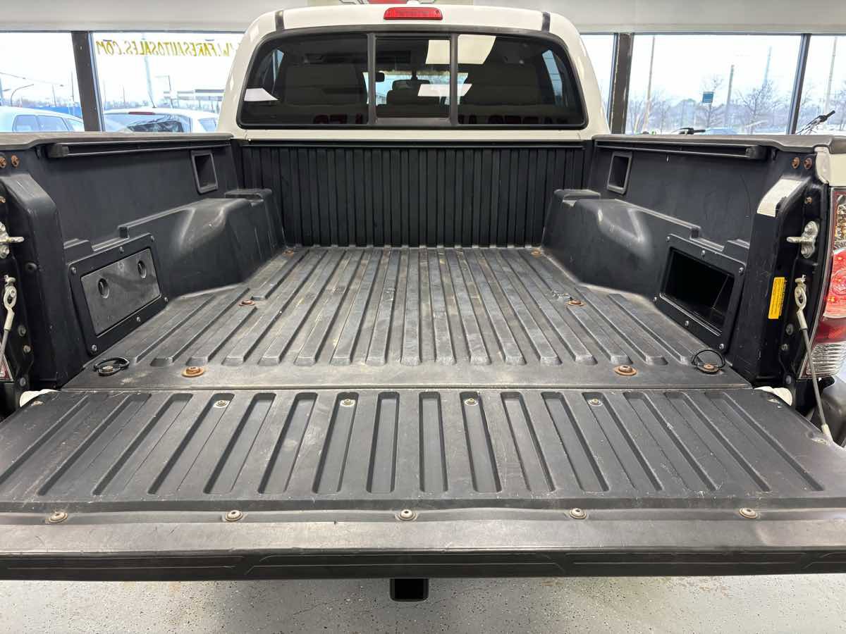 Used 2009 Toyota Tacoma PreRunner RWD image 10