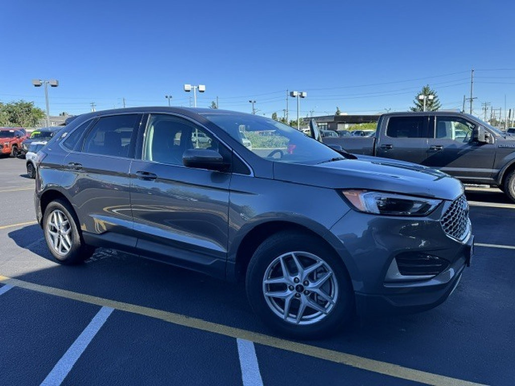 Used 2024 Ford Edge SEL