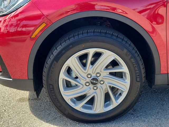 Certified 2025 Lincoln Corsair FWD image 8