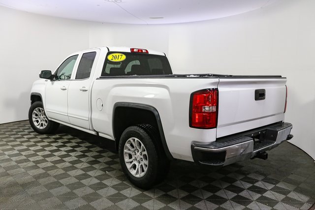 Used 2017 GMC Sierra 1500 SLE w/ SLE Value Package image 8