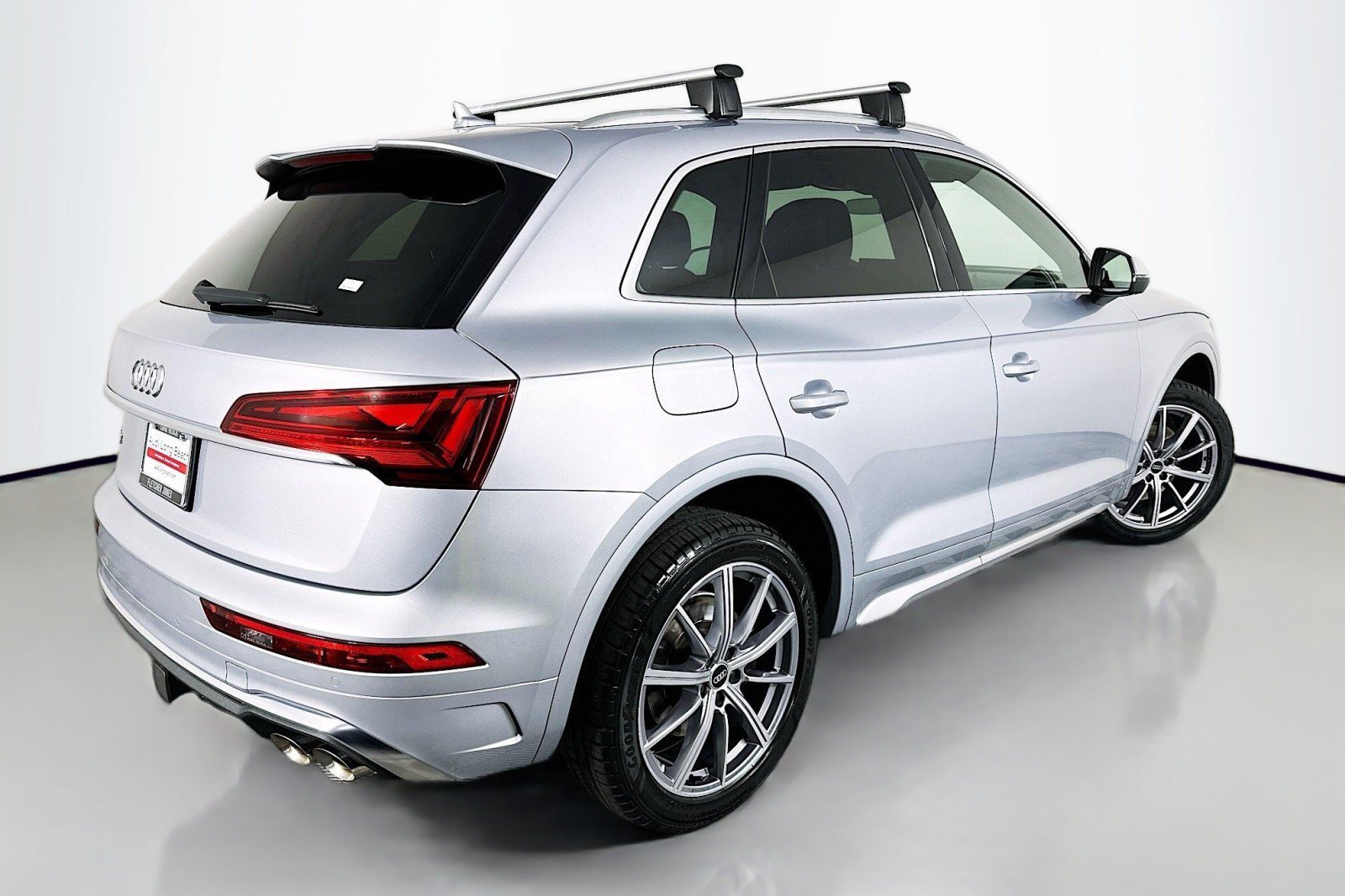 Used 2023 Audi SQ5 Premium Plus w/ Premium Plus Package AWD/4WD image 14