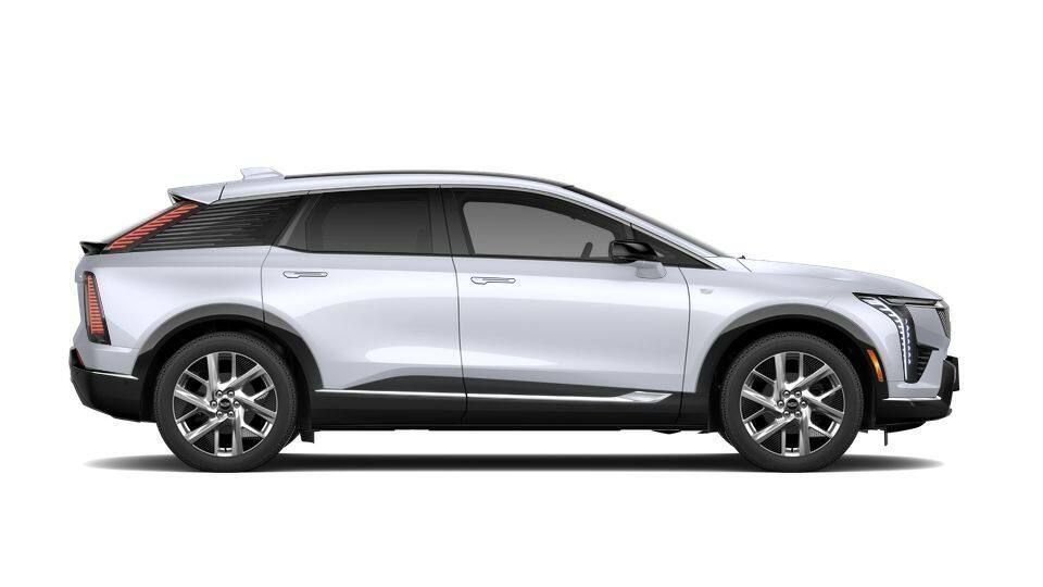 New 2027 Cadillac Optiq Luxury w/ LPO, Floor Liner Package AWD/4WD image 17