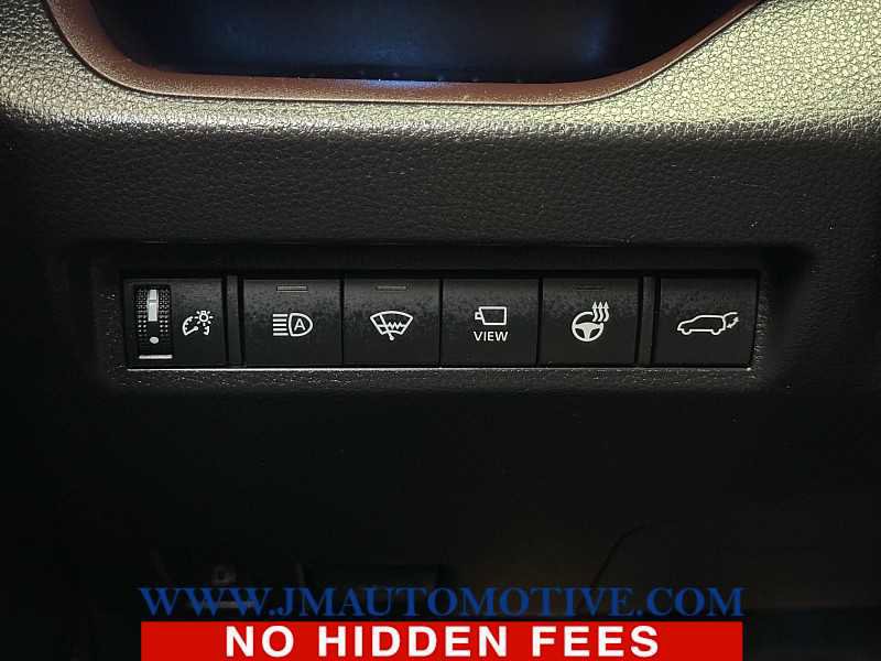 Used 2020 Toyota RAV4 Limited image 37