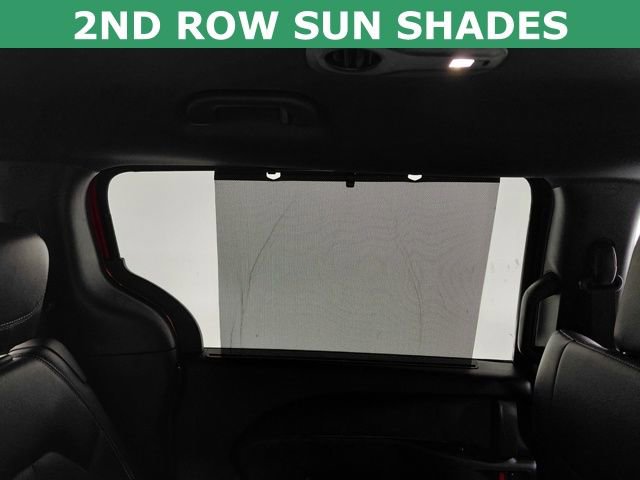 Used 2025 Chrysler Pacifica Select image 5