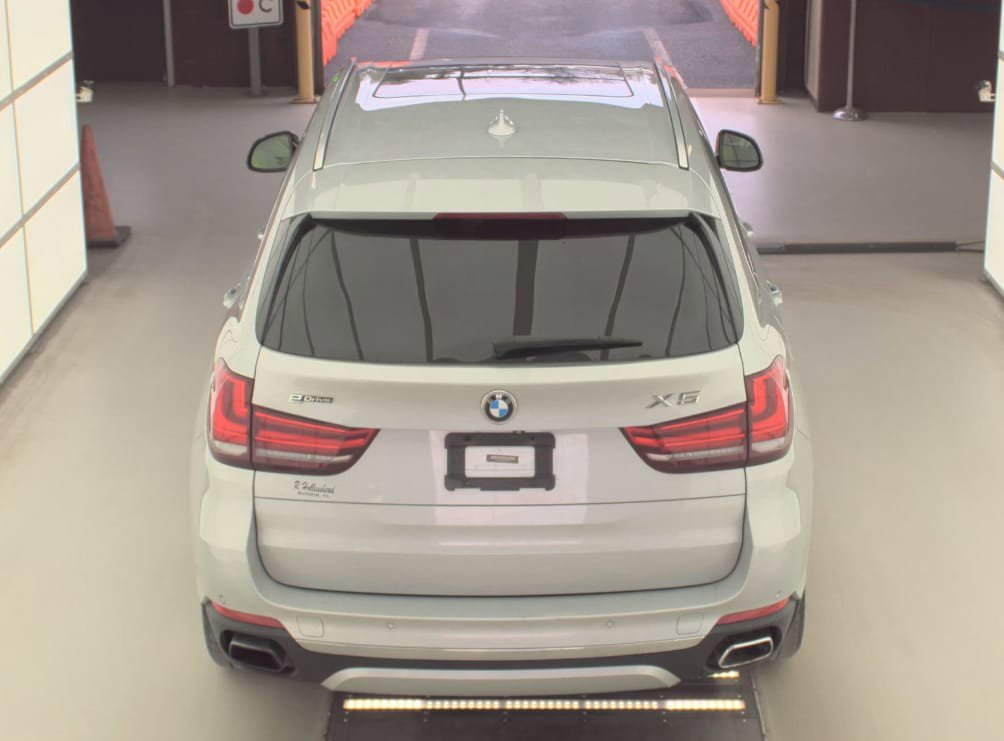Used 2016 BMW X5 xDrive40e image 7