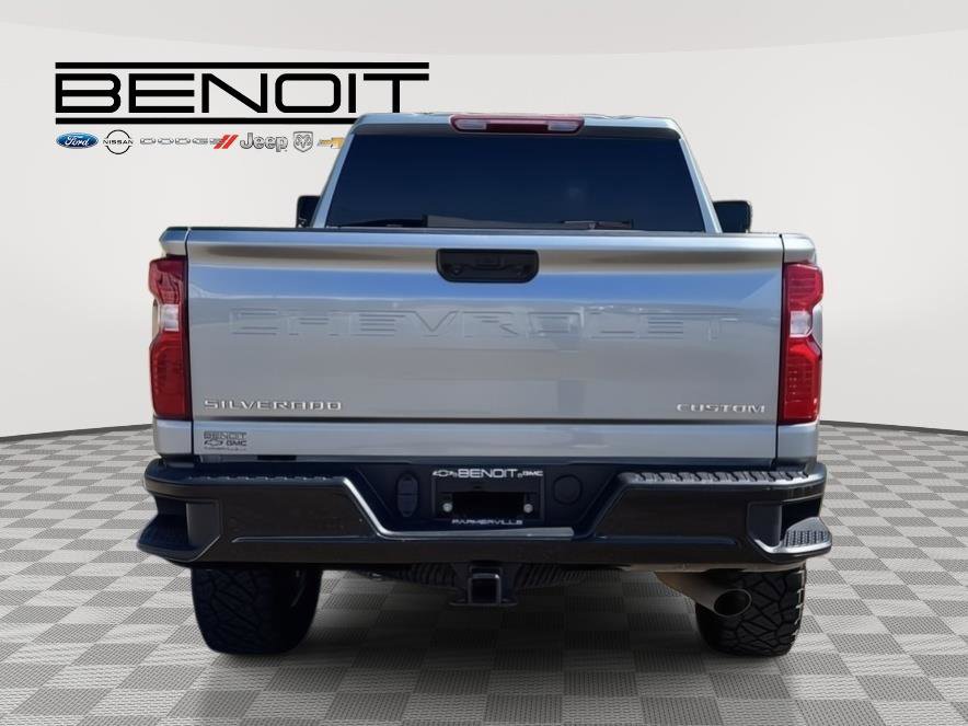 Used 2025 Chevrolet Silverado 2500 Custom w/ Custom Value Package image 6