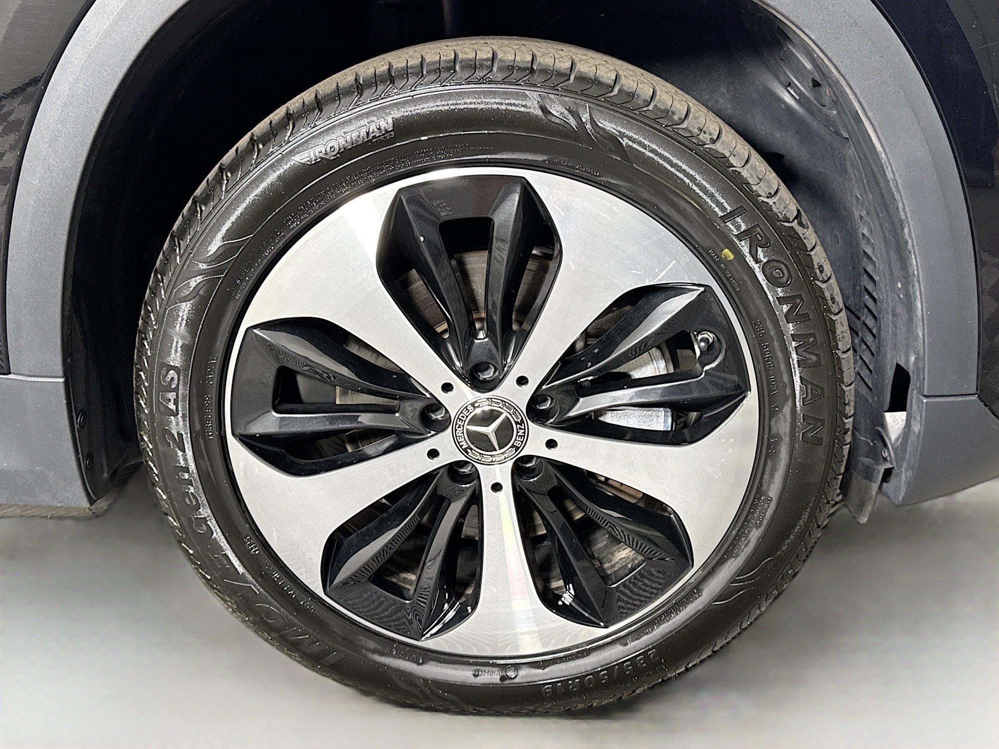 Used 2025 Mercedes-Benz GLA 250 image 32