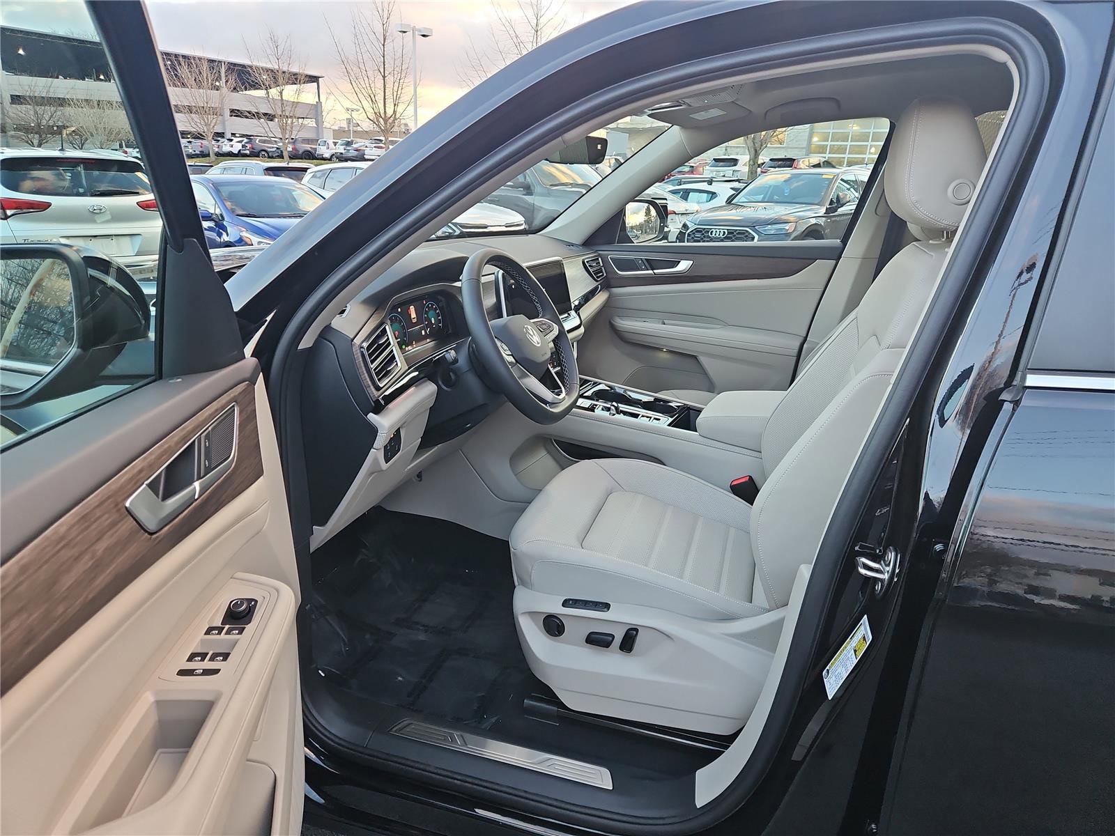 New 2026 Volkswagen Atlas SEL image 13