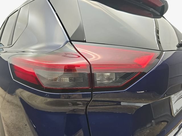 Used 2026 Nissan Rogue SV FWD image 35