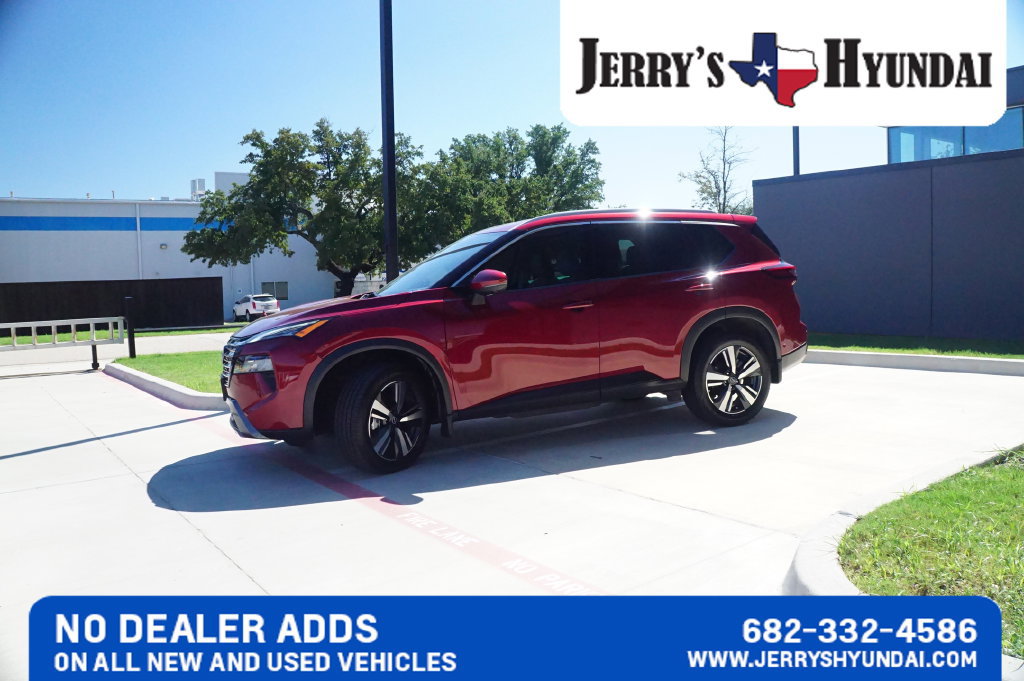 Used 2024 Nissan Rogue SL FWD image 4