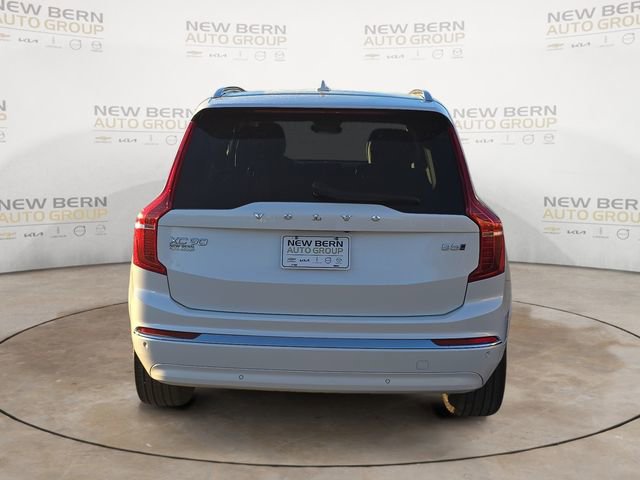 Certified 2025 Volvo XC90 B5 Core AWD/4WD image 4