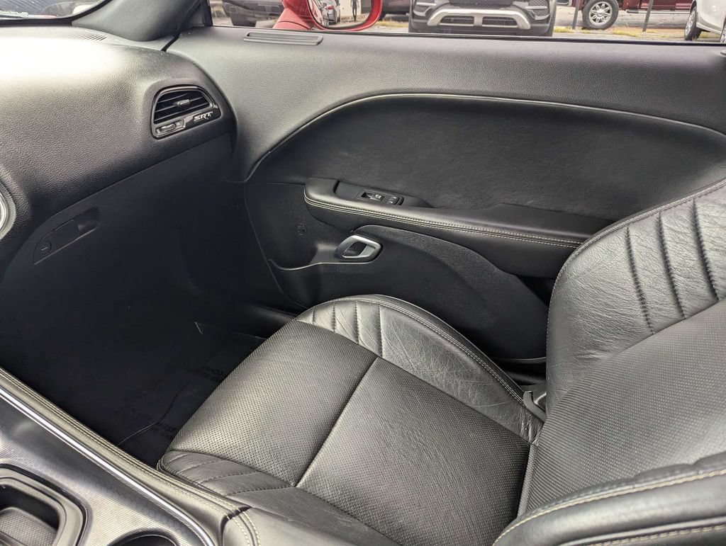 Used 2016 Dodge Challenger SRT w/ Technology Group RWD image 16