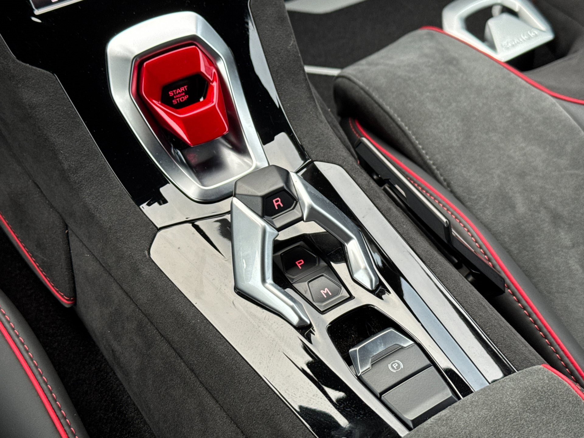 Used 2024 Lamborghini Huracan Sterrato image 23