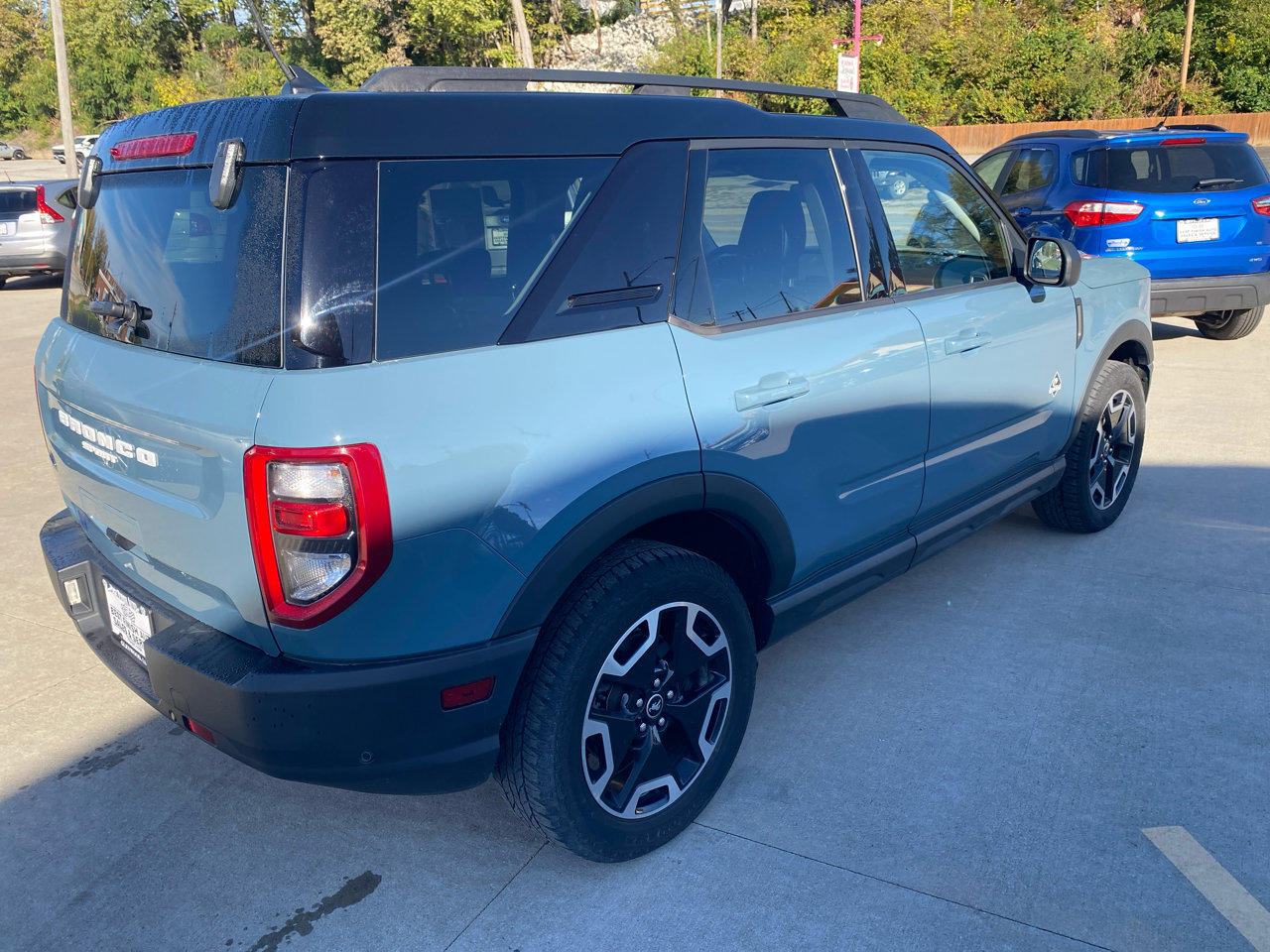 Used 2021 Ford Bronco Sport Outer Banks w/ Outer Banks Package image 6