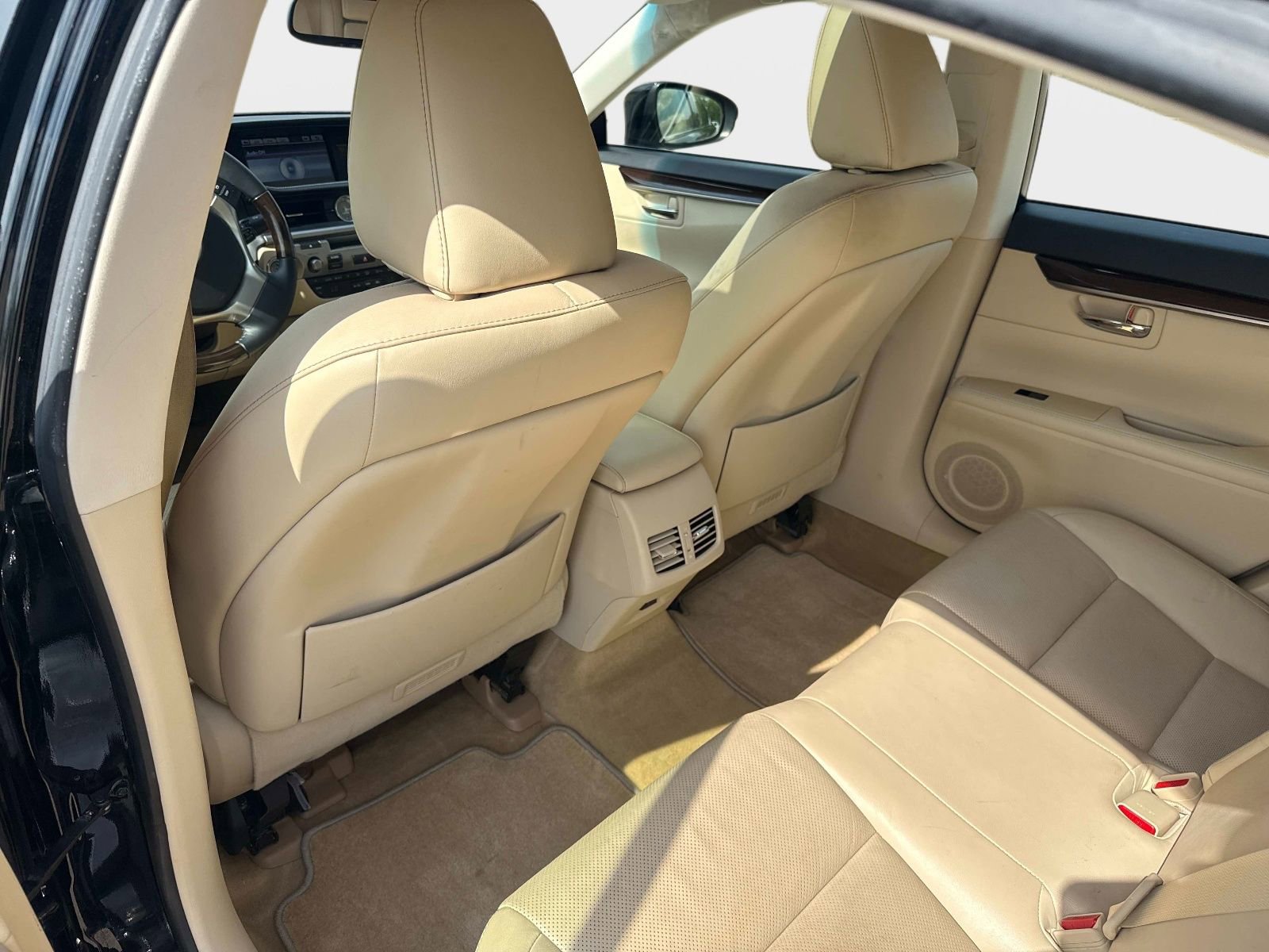 Used 2014 Lexus ES 350 w/ Luxury Package image 12