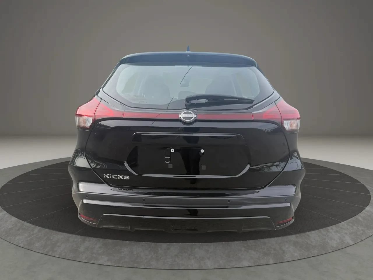 Used 2024 Nissan Kicks S FWD image 6