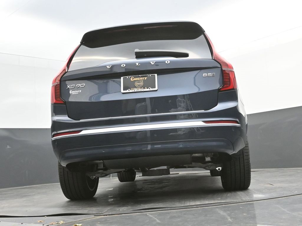 New 2026 Volvo XC90 B5 Plus image 28