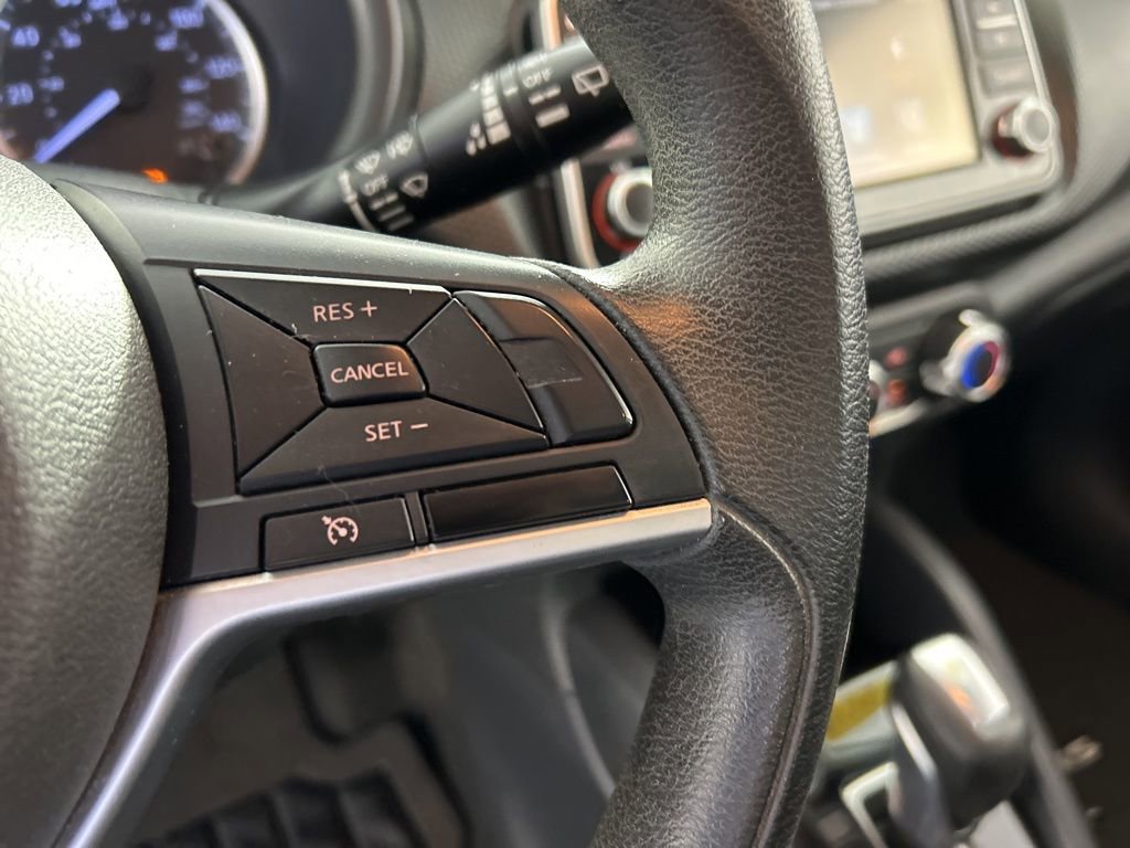 Used 2021 Nissan Kicks S image 19