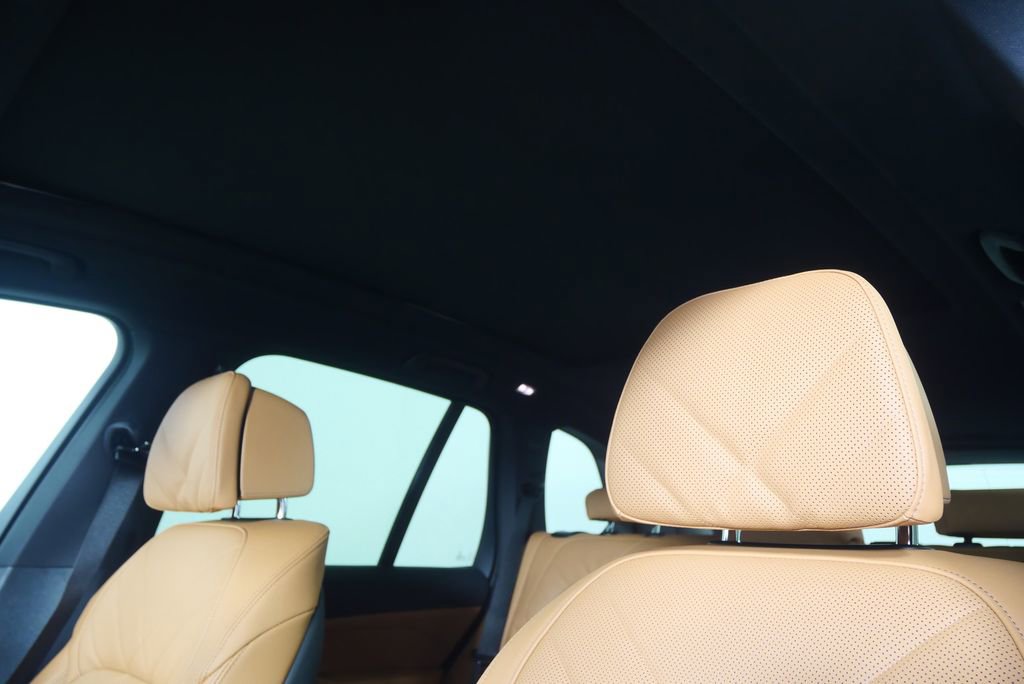 Certified 2026 BMW X5 xDrive50e w/ M Sport Package image 12