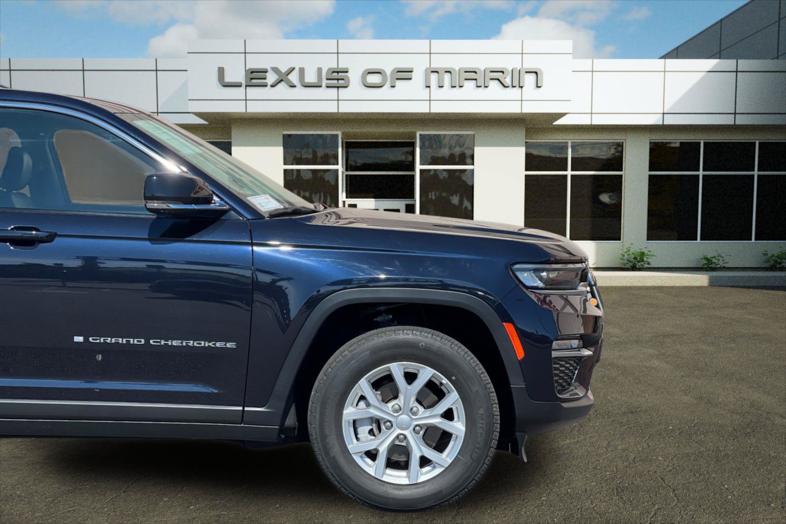 Used 2023 Jeep Grand Cherokee Limited w/ Trailer Tow Prep Group (B) AWD/4WD image 36