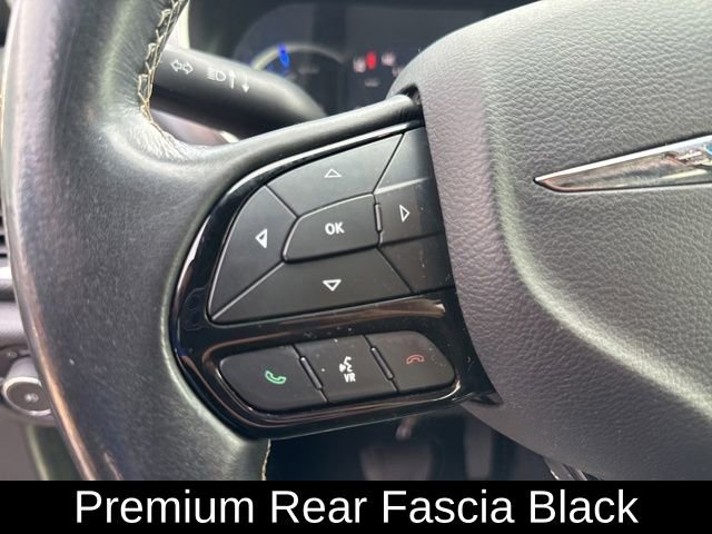 Used 2021 Chrysler Pacifica Touring w/ Uconnect Theater Family Group image 25