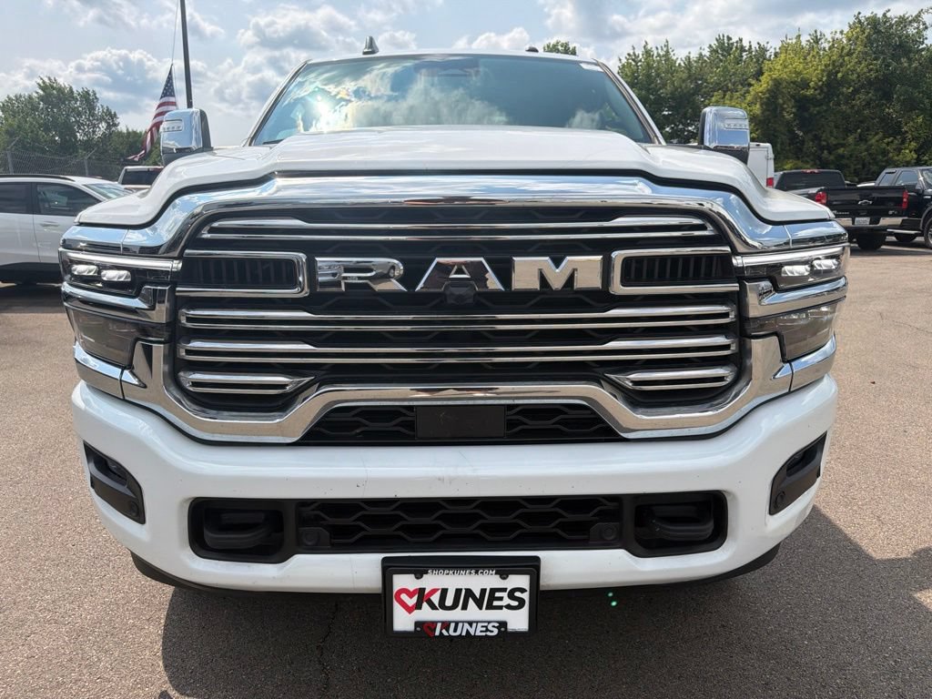 Used 2026 RAM 2500 Laramie AWD/4WD image 11
