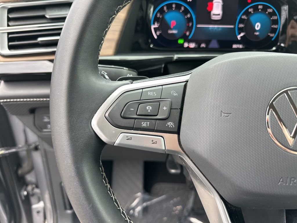 Used 2024 Volkswagen Atlas SE AWD/4WD image 48
