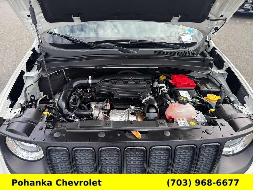 Used 2023 Jeep Renegade Altitude w/ Sun/Sound Group AWD/4WD image 32