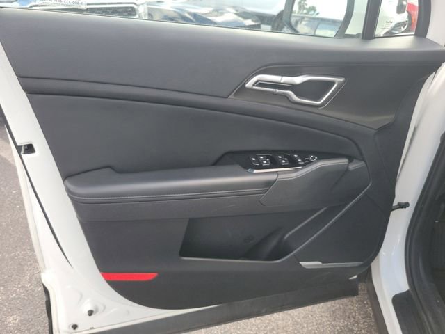 Used 2023 Kia Sportage EX image 15