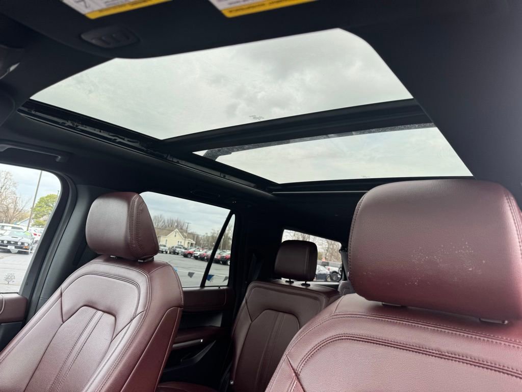 Used 2024 Ford Expedition Max Limited image 7