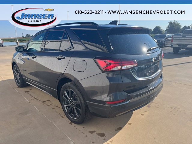 Used 2022 Chevrolet Equinox RS w/ Infotainment Package FWD image 4