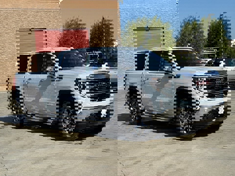 Used 2026 GMC Sierra 1500 SLT w/ SLT Premium Plus Package image 2