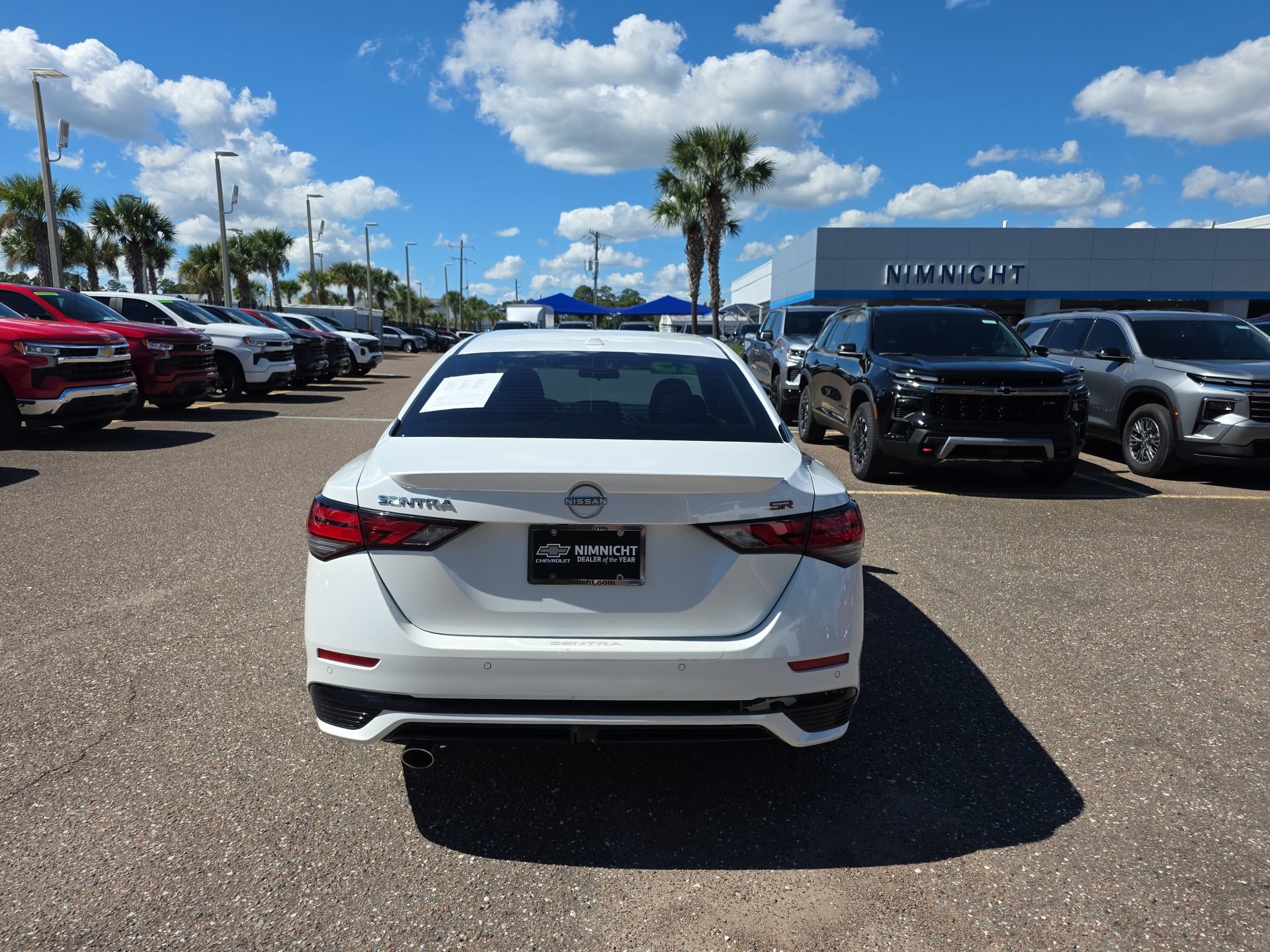 Used 2025 Nissan Sentra SR FWD image 15