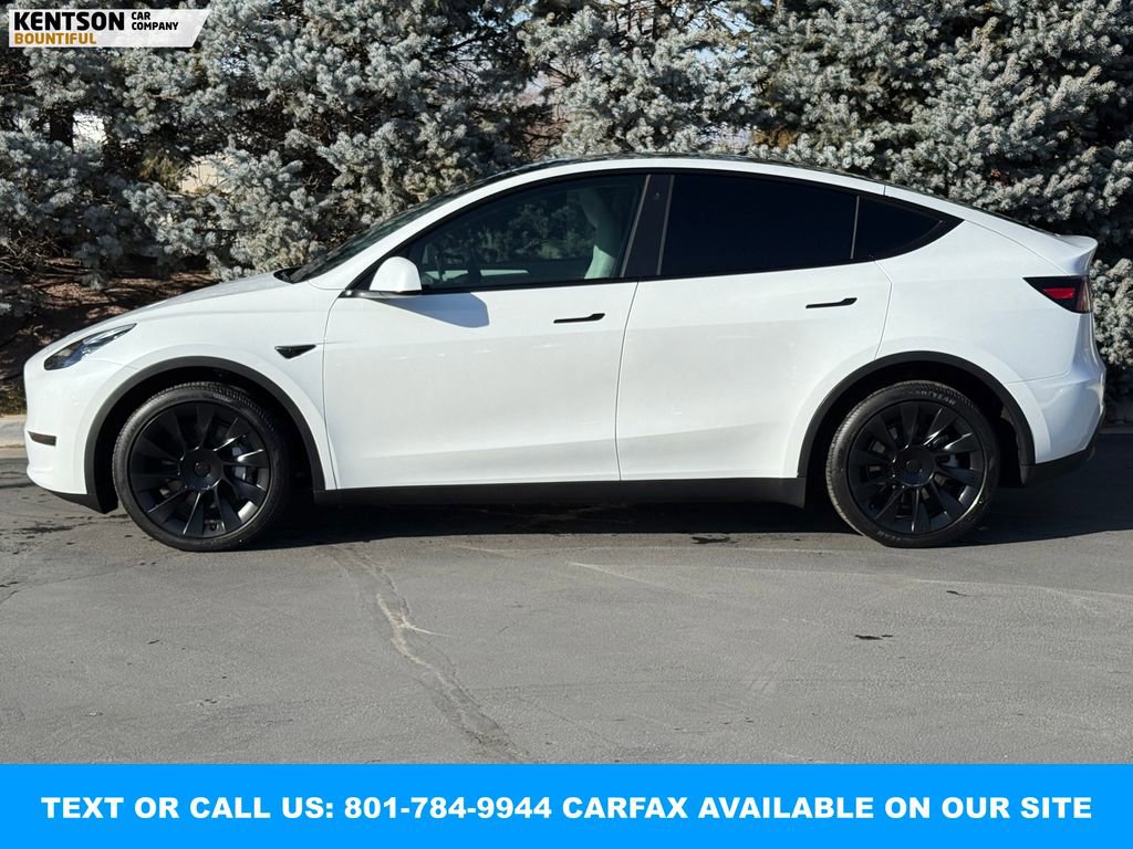 Used 2023 Tesla Model Y Long Range image 4